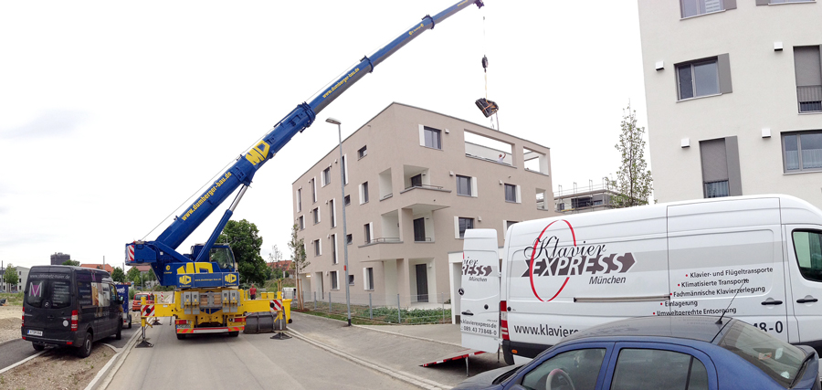 Umzug mit Konzertflügel